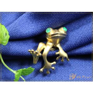 蛙モチーフ 縁起物 ポケットに潜むカエルに思わず笑顔がもれる・・・SVピンタック イエローゴールドカ...