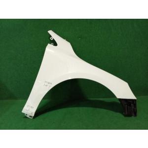 ボルボ 40シリーズ LDA-MD4204T 右　フェンダー 614