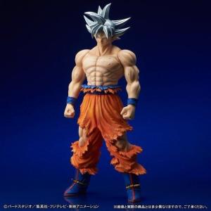 ギガンティックシリーズ　ドラゴンボール超　孫悟空（身勝手の極意）【プレミアムバンダイ限定】