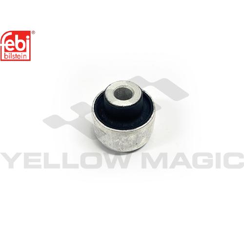 【febi bilstein】 フロントロワーアームブッシュ(後側) [VOLVO,ボルボ,V70 ...