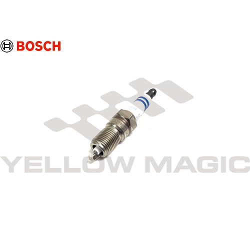 【BOSCH】 スパークプラグ(Double Platinum) [VOLVO,ボルボ,V50 / ...