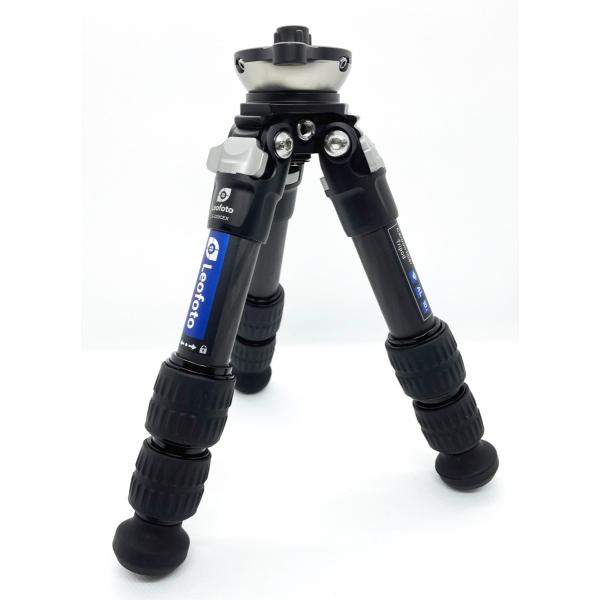 【並行輸入品】レオフォト(Leofoto) LS-223CEX レベリング搭載 カーボン三脚