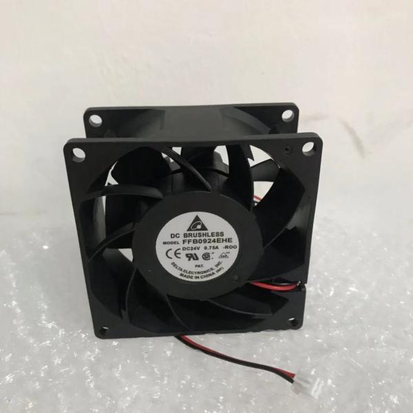 新品　DELTA　FFB0824EHE 24V0.75A8038 8cm　ファン