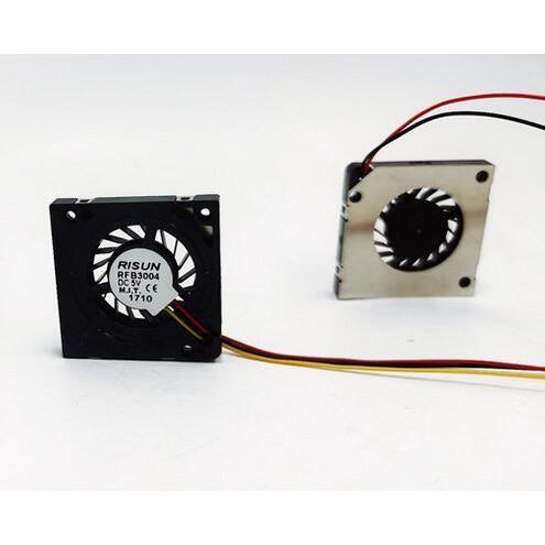 新品　RFB3004 3CM 3.3V5V 3004　ファン　1個の価格