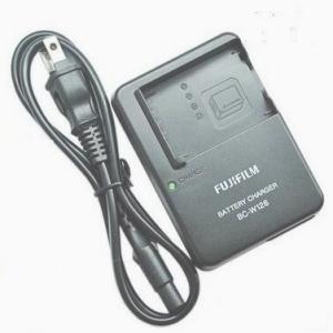 新品　Fuji XPro1 XA1 XE1 XM1 HS50 バッテリーチャージャー BC-W126