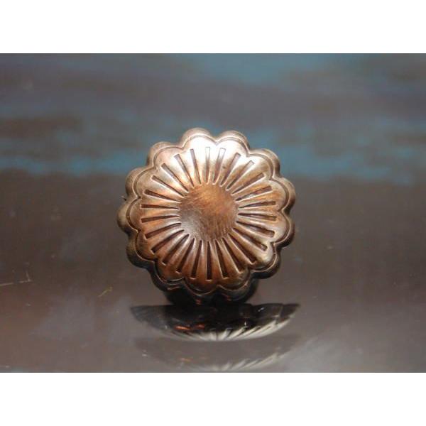 コンチョ　ニッケル　　アメリカ　定番　フラワーモチーフ