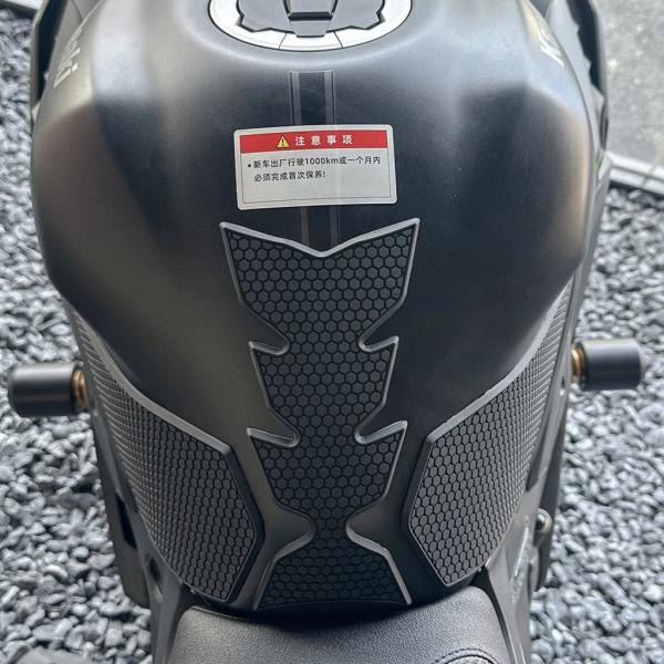 【並行輸入品】カワサキ ZX 4RR 4R 2023-2025 タンクトラクションサイドパッドガス燃...