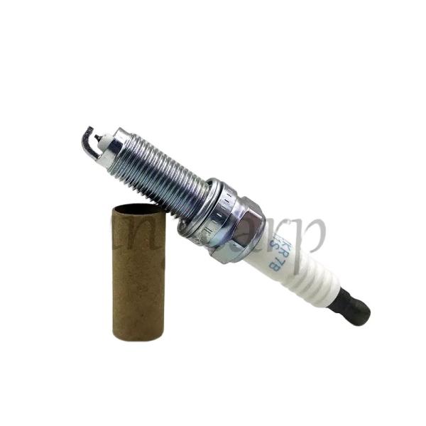 【並行輸入品】 4個 ILZKR7B-11S 5787 イリジウムスパークプラグ ホンダアコード ア...