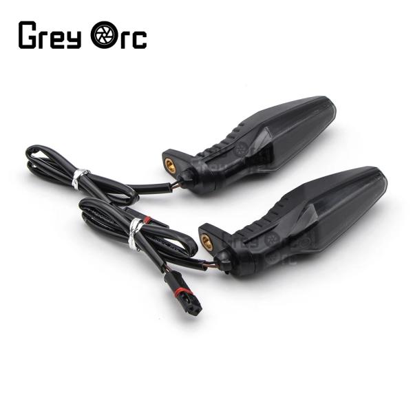 【並行輸入品】 bmw オートバイ テールライト 方向指示器 ブレーキランプ部品 LED 2線 30...