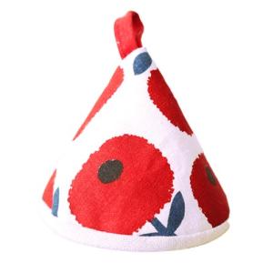 【並行輸入品】三角 鍋つかみ 《花柄レッド》 両手鍋 ストウブ鍋 北欧風 耐熱 ミトン 取っ手 鍋蓋...