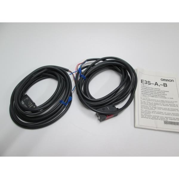 OMRON　アンプ内蔵光電スイッチ E3S-BT61　未使用品