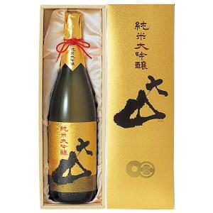 大山 純米大吟醸 箱入 1800ml 1800ml x 2本 送料無料(本州のみ) [加藤嘉八郎酒造 山形県日本酒 清酒 OKN]ギフト プレゼント 贈り物 お祝い 内祝い お返し 誕生日プ