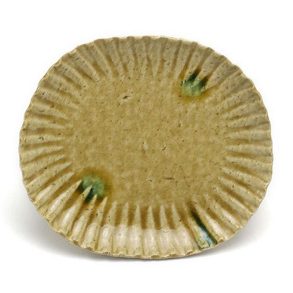 黄瀬戸小判輪花浅皿・有松進《小皿・13.5cm》