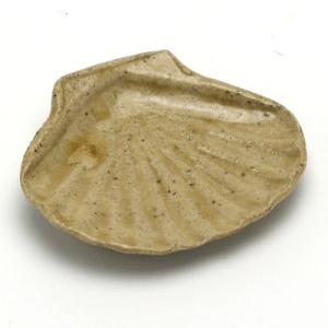 灰釉・茶・ホタテ豆皿・有松進《豆皿・7.5cm》