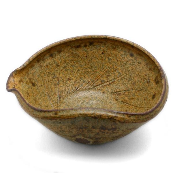 伊羅保：伊羅保摺粉鉢向付・長森慶《小鉢・16.0cm》