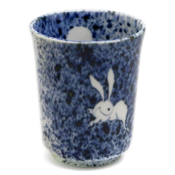 染付：染付吹墨月に兎深向・阪東晃司《小鉢・湯呑・7.8cm》