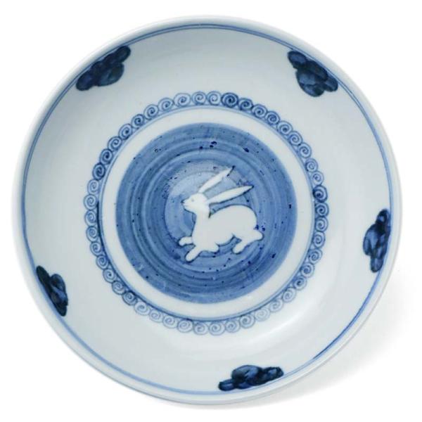 染付兎文5.5寸深皿・阪東晃司《中皿・16.8cm》