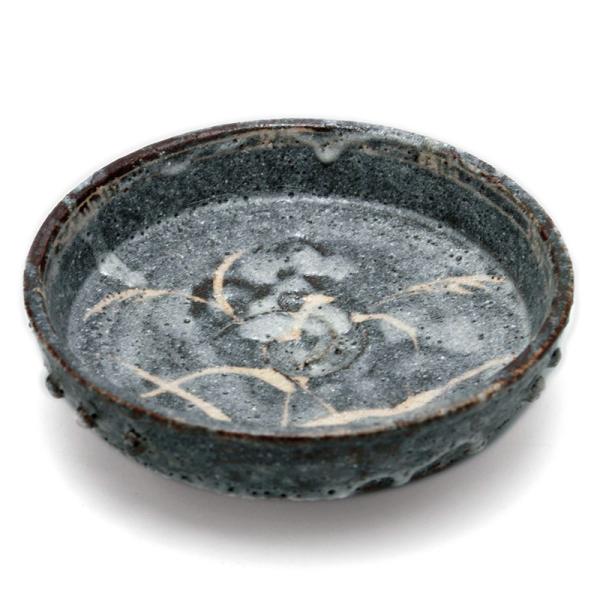 志野焼：鼠志野芦文向付・三つ足・瀧川恵美子《小鉢・15.5cm》