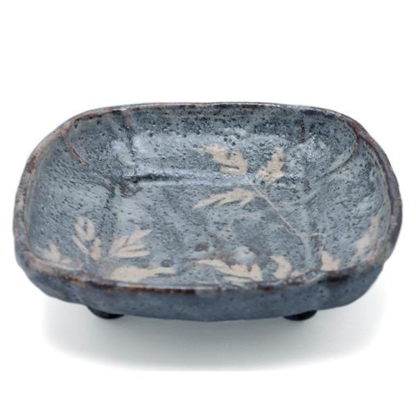 志野焼：鼠志野シダ文四方向付・瀧川恵美子《小鉢・15.5cm》