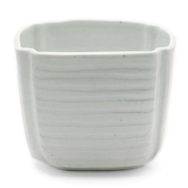 白磁：白瓷線刻隅入千代口・幾田晴子《小鉢・8.0cm》