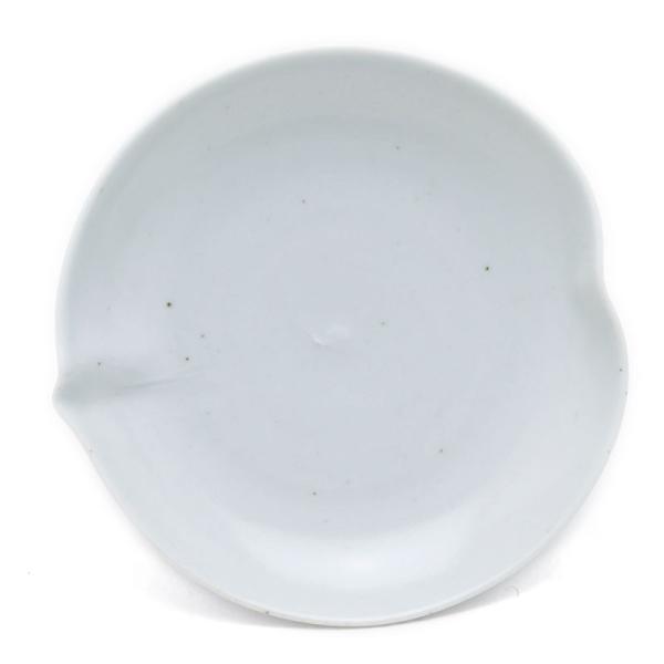 白磁：白瓷桃小皿・幾田晴子《豆皿・9.5cm》