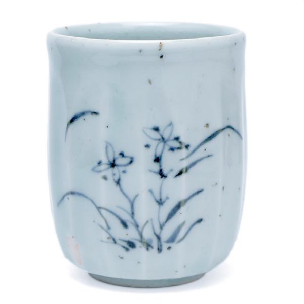 染付草花文面取湯呑・幾田晴子《湯呑・6.6cm》