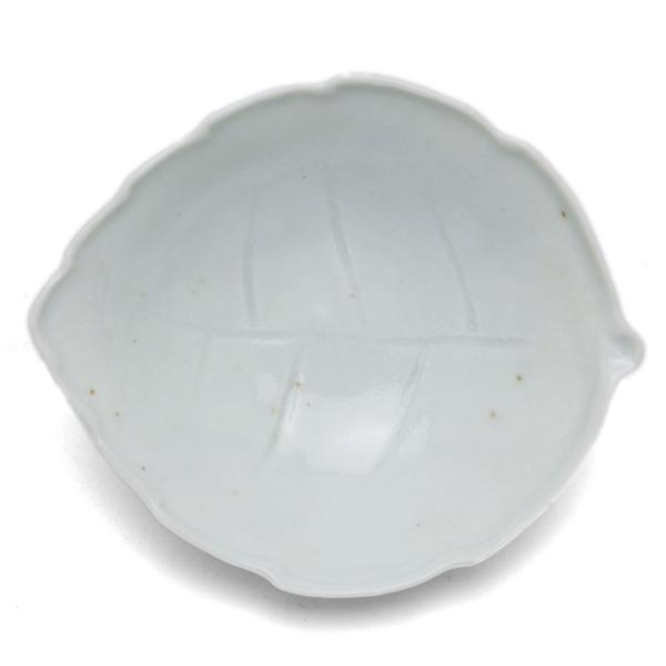 白磁：白磁手塩木葉皿・杉本太郎《豆鉢・10.0cm》