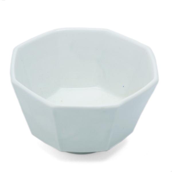 白磁：白磁八角小鉢・阿部春弥《小鉢・10.7cm》
