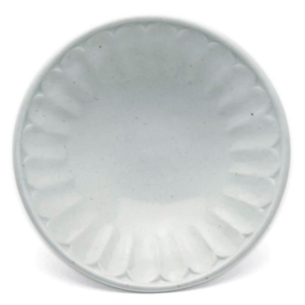 白磁：白磁縁輪花小皿・阿部春弥《豆皿・10.0cm》