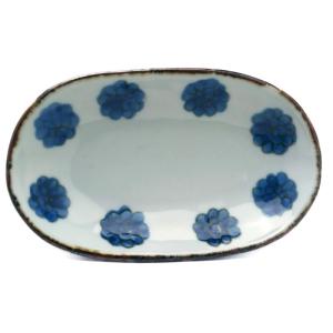 染付：染付花並べ楕円小皿・樋山真弓《小皿・13.8cm》