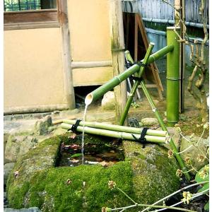 青竹)焼杉角枕かけひ(筧) : 越川竹材工業 - 通販 - Yahoo!ショッピング