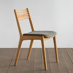 シキファニチア ダイニングチェア スリット(板座) 肘無し