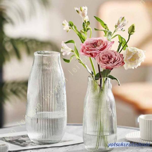 花瓶 フラワーベース 北欧 一輪挿し おしゃれ 円筒型 卓上花瓶 インテリア 飾り瓶 美しい 生け花...
