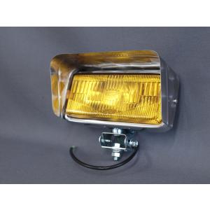 角フォグランプ　ウロコバイザー付き