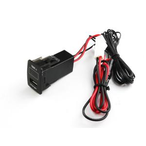 【特】ホンダ用 スイッチホール LED発光/赤 デジタル 温度計 充電器 USBポート 車載用 スイッチパネル 約37mm×24mm