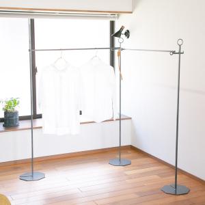 物干し Free Way フリーウェイ 室内 折りたたみ 物干し竿 物干しスタンド 物干し竿受けおしゃれ シンプル 部屋干し 室内干し アイアン コンパクト Pmix0037 レトロおしゃれ雑貨家具のプリズム 通販 Yahoo ショッピング