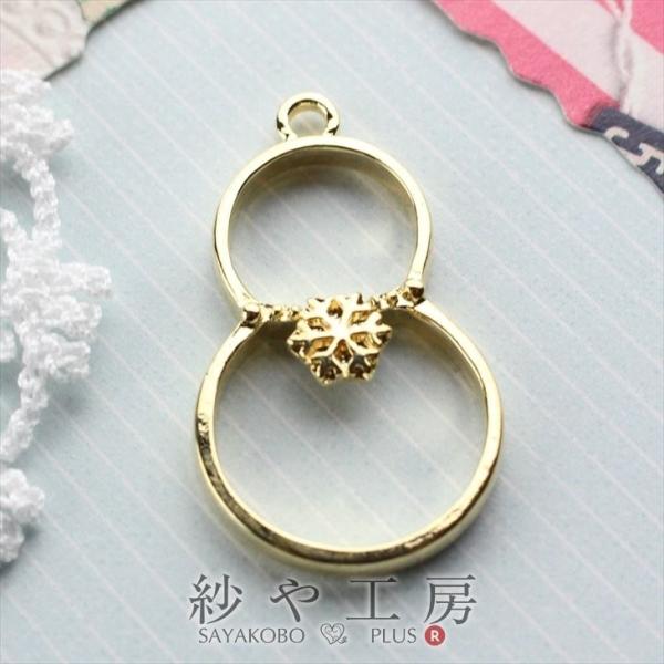 空枠 レジン 型 雪だるま カン付 ゴールド 35mm 1個 1ヶ スノーマン フレーム 枠 レジン...