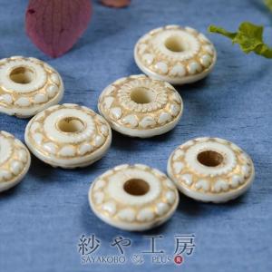 スペーサー アンティーク風 円盤 ホワイト 12mm 10個 10ヶ アクリルビーズ ビーズパーツ 通し穴 ビーズ資材 ビーズ 材料 約1.2cm