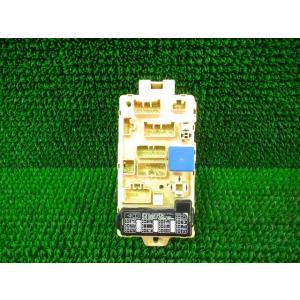 日産 NV100 クリッパー GBD-U72V ヒューズボックス ETACS ジャンクションブロック 8637A933 24352-6A00D 28550-6A00E