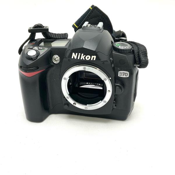 【全額返金保証】【最速発送】Nikon デジタル一眼 D70 ボディ ブラック 動作確認済