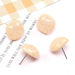 樹脂ピアス クラック スクエア型 15.5mm...の詳細画像3
