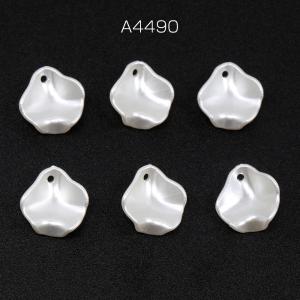 アクリルチャーム 花びら 1穴 14.5×15...の詳細画像1