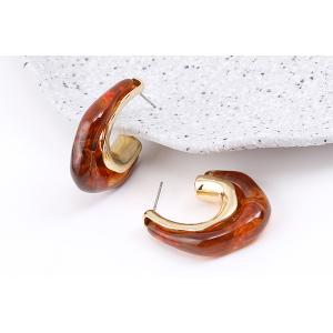 高品質デザインピアス 不規則フープ 樹脂貼り ...の詳細画像2