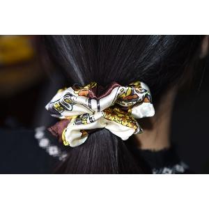 スカーフ柄 シュシュ ヘアゴム ヘアアクセサリ...の詳細画像4