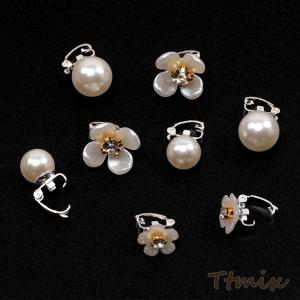 CELINE（セリーヌ） [正規ラッピング済] ヘアクリップ トリオンフ