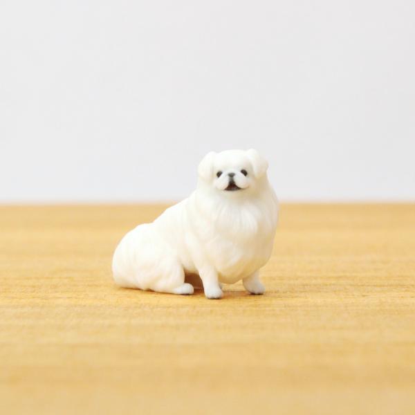 ペキニーズのミニチュアフィギュア