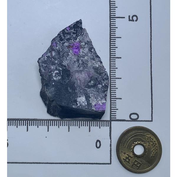 NO:00383 スギライト　杉石　天然石 原石 鉱物 鉱物標本   結晶　パワーストーン