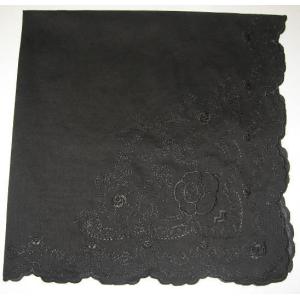 刺繍入り ハンカチ　４８ｃｍ × ４８ｃｍ、一部ローズ柄刺繍入り、１６ｇ, ブラック色