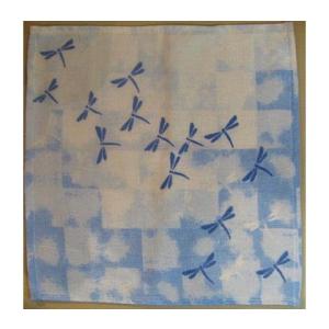 トンボ柄（ブルー）ガーゼミニタオル　２５．５ｃｍｘ２５．５ｃｍ　白色ケース（１３．３ｃｍｘ１４ｃｍｘ厚み１．５ｃｍ）入り