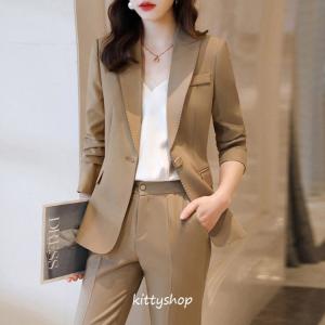 新しいブランド レディース赤 スーツ１３号 有 ロベリア テーラードジャケット Www We Job Com